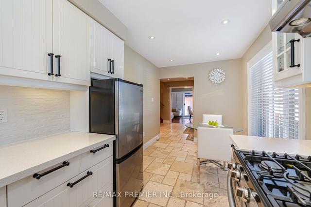 44 Teahouse Rd, House attached with 3 bedrooms, 3 bathrooms and 3 parking in Vaughan ON | Image 39
