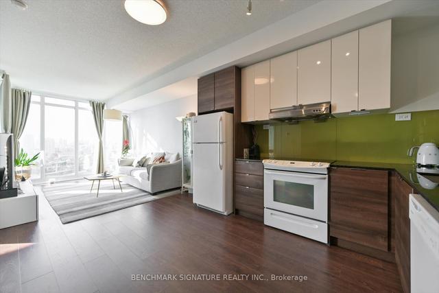 2612 - 121 Mcmahon Dr, Condo with 1 bedrooms, 1 bathrooms and 1 parking in Toronto ON | Image 31