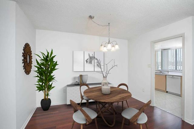 704 - 270 Davis Dr, Condo with 2 bedrooms, 2 bathrooms and 1 parking in Newmarket ON | Image 12