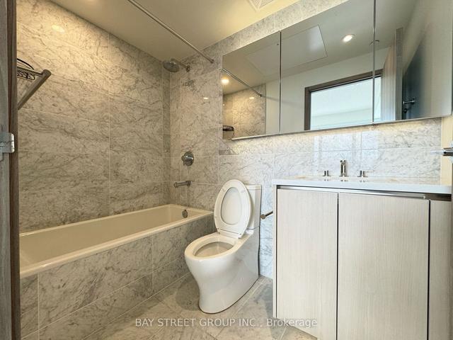 3605 - 85 Mcmahon Dr, Condo with 2 bedrooms, 2 bathrooms and 1 parking in Toronto ON | Image 2