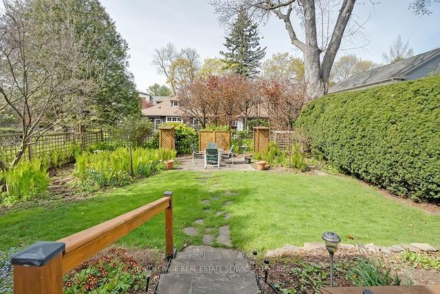 26 Park Ave, House detached with 3 bedrooms, 2 bathrooms and 4 parking in Oakville ON | Image 11
