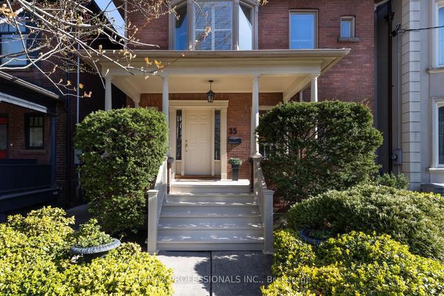 35 Chicora Ave, House detached with 4 bedrooms, 4 bathrooms and 0 parking in Toronto ON | Image 12