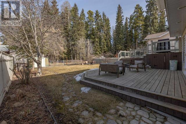 4136 4 Avenue, House detached with 4 bedrooms, 3 bathrooms and 2 parking in Edson AB | Image 35
