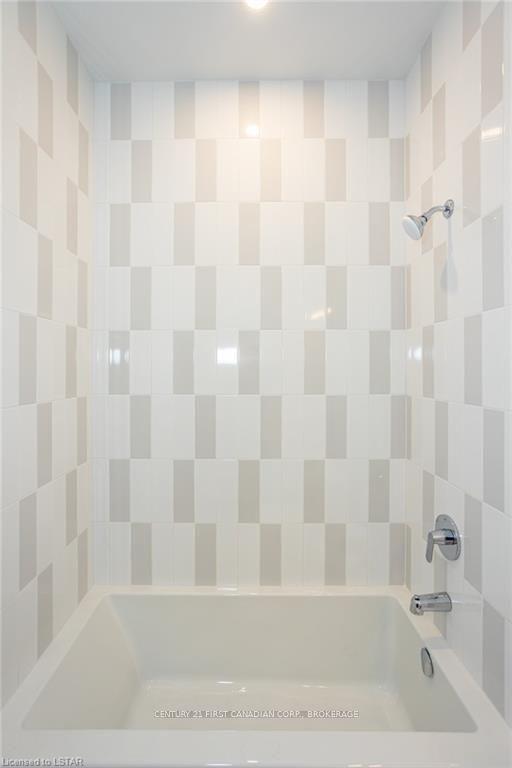 117 - 228 Mcconnell St, Condo with 1 bedrooms, 1 bathrooms and 1 parking in South Huron ON | Image 3