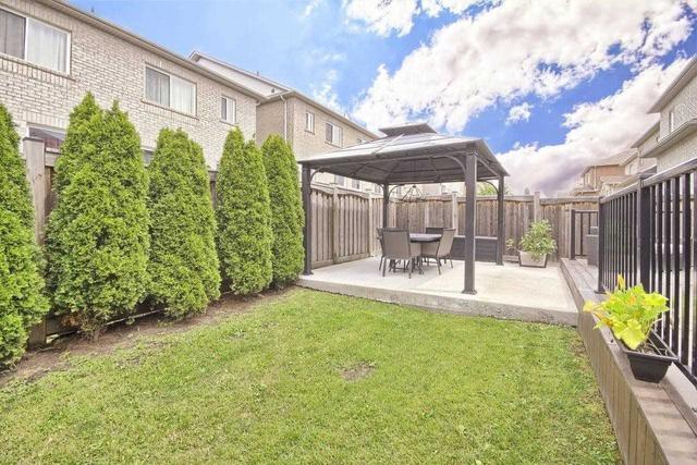 31 Nature Way Cres, House detached with 4 bedrooms, 4 bathrooms and 4 parking in East Gwillimbury ON | Image 27