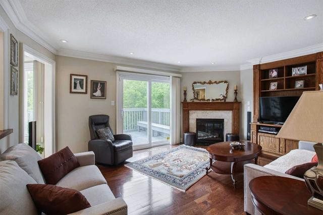 54 Castleridge Dr, House detached with 4 bedrooms, 4 bathrooms and 6 parking in Richmond Hill ON | Image 39