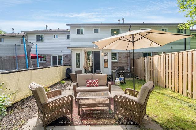 190 Tupper St E, House attached with 3 bedrooms, 2 bathrooms and 5 parking in New Tecumseth ON | Image 13