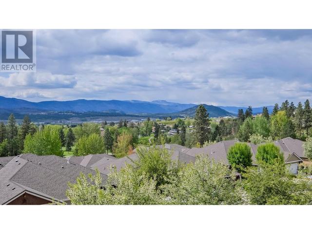 3516 Camelback Dr, House detached with 5 bedrooms, 3 bathrooms and 5 parking in Central Okanagan BC | Image 6