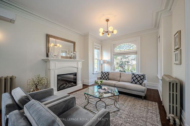 138 Dublin St N, House detached with 4 bedrooms, 3 bathrooms and 5 parking in Guelph ON | Image 37