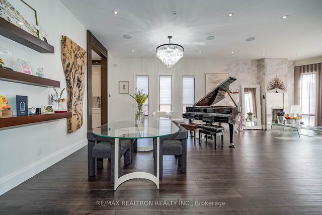 216 Olive Ave, House detached with 4 bedrooms, 7 bathrooms and 6 parking in Toronto ON | Image 38