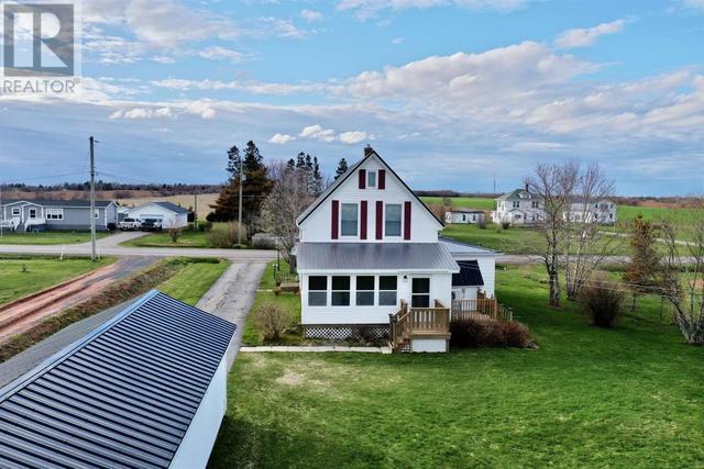 4139 Cape Bear Road, House detached with 3 bedrooms, 2 bathrooms and null parking in Murray Harbour FD PE | Image 4