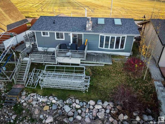 6806 50 Av, House detached with 3 bedrooms, 2 bathrooms and null parking in Val Quentin AB | Image 40