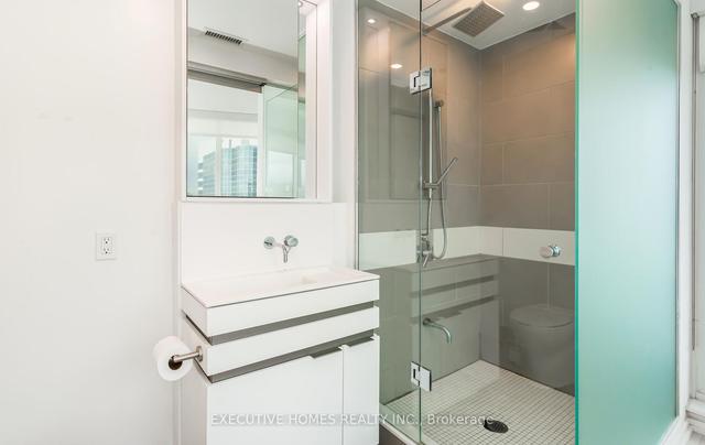 3812 - 197 Yonge St S, Condo with 1 bedrooms, 1 bathrooms and 0 parking in Toronto ON | Image 13