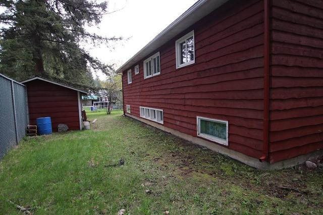 217 6th St, House detached with 5 bedrooms, 3 bathrooms and 4 parking in Nakusp BC | Image 15