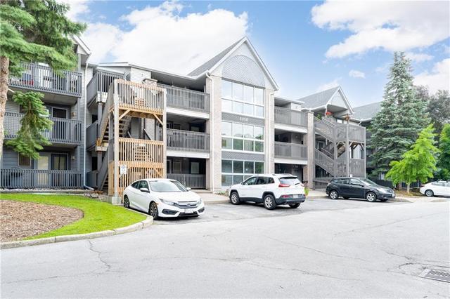 211 - 2020 Cleaver Ave, Condo with 2 bedrooms, 1 bathrooms and null parking in Burlington ON | Image 1