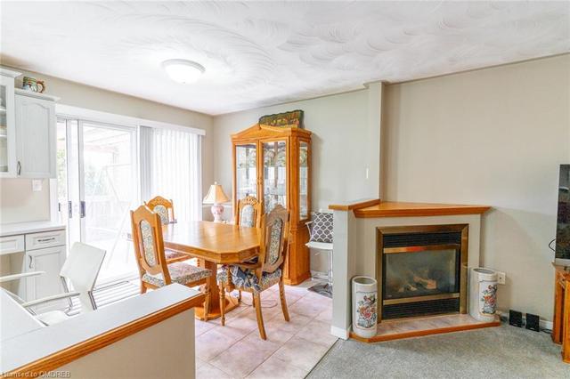 35 Maplecrest Lane, House detached with 3 bedrooms, 2 bathrooms and 4 parking in Brantford ON | Image 5