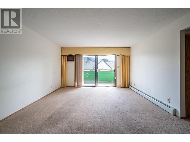 3608 - 27 Avenue Unit# 210, Condo with 2 bedrooms, 1 bathrooms and 1 parking in Vernon BC | Image 14