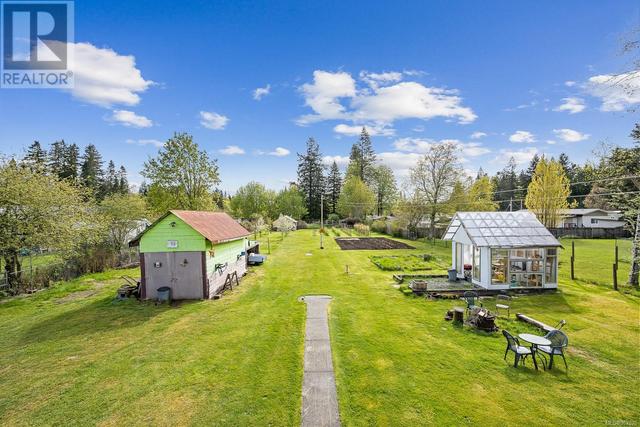 241 Petersen Rd, House detached with 3 bedrooms, 1 bathrooms and 5 parking in Campbell River BC | Image 5