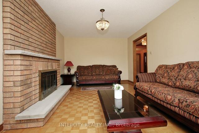255 Fiori Dr, House detached with 4 bedrooms, 4 bathrooms and 4 parking in Vaughan ON | Image 5