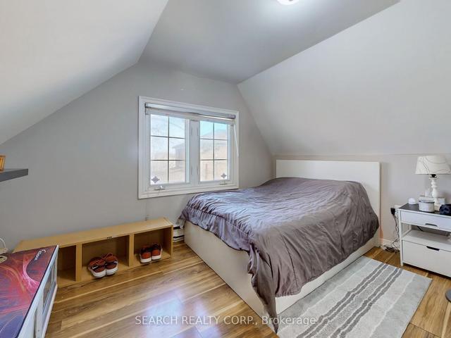 5 Colfax St, House detached with 3 bedrooms, 3 bathrooms and 4 parking in Toronto ON | Image 11