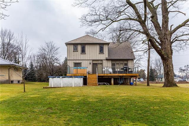 2580 Dundas St, House detached with 4 bedrooms, 3 bathrooms and 8 parking in London ON | Image 43
