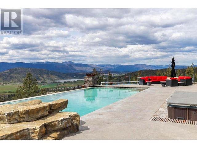 5774 Deadpine Dr, House detached with 6 bedrooms, 5 bathrooms and 3 parking in Central Okanagan BC | Image 48