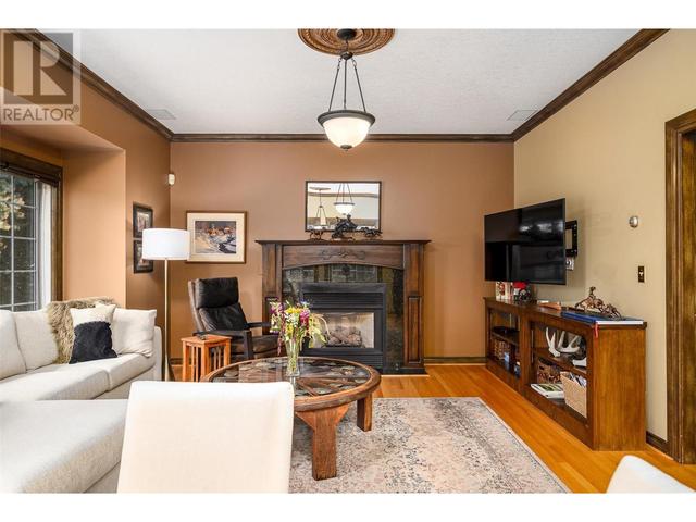 9310 Kalamalka Rd, House detached with 4 bedrooms, 4 bathrooms and 2 parking in Coldstream BC | Image 35