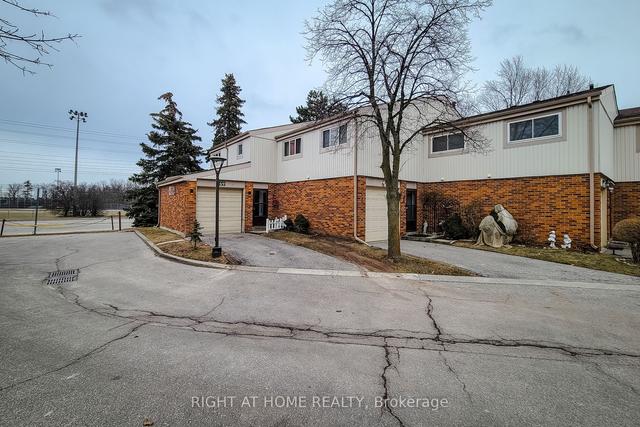 69 - 3339 Council Ring Rd, Townhouse with 3 bedrooms, 3 bathrooms and 2 parking in Mississauga ON | Image 12