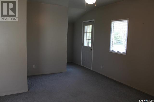 110 7th Ave, House detached with 2 bedrooms, 1 bathrooms and null parking in Alameda SK | Image 13