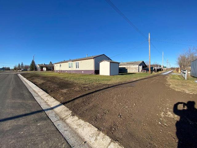 4603 48 St, House detached with 3 bedrooms, 2 bathrooms and 2 parking in Rycroft AB | Image 37