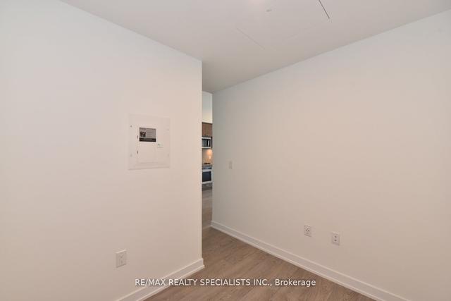 PH10 - 50 Mccaul St, Condo with 1 bedrooms, 2 bathrooms and 0 parking in Toronto ON | Image 16