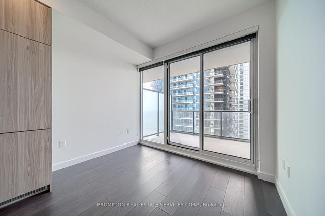 2008 - 95 Mcmahon Dr, Condo with 1 bedrooms, 1 bathrooms and 1 parking in Toronto ON | Image 36
