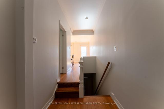 UPPER - 177 Strachan Ave, House other with 2 bedrooms, 1 bathrooms and 0 parking in Toronto ON | Image 10