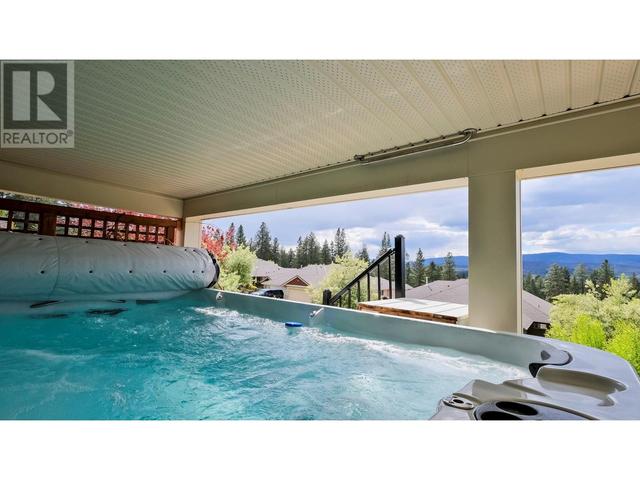 3516 Camelback Dr, House detached with 5 bedrooms, 3 bathrooms and 5 parking in Central Okanagan BC | Image 34