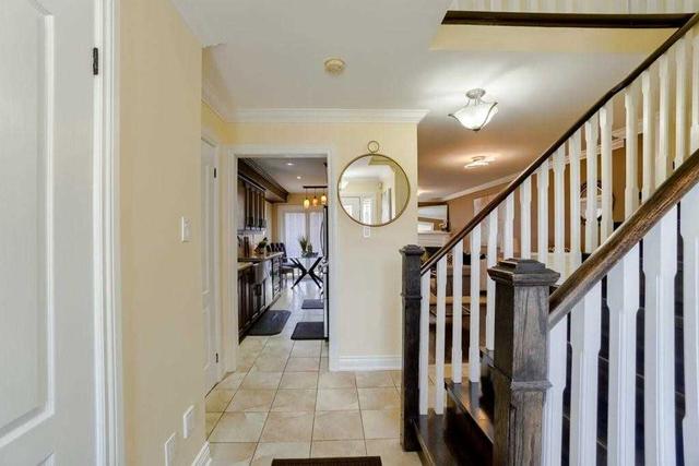 89 Monaco Crt, House attached with 3 bedrooms, 3 bathrooms and 4 parking in Brampton ON | Image 40
