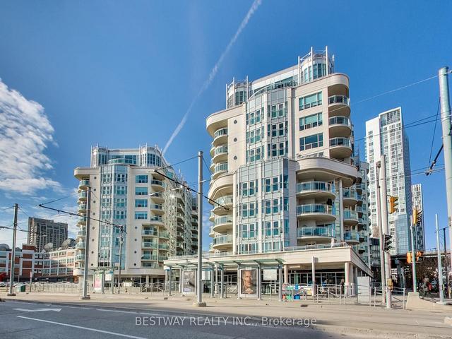 227 - 600 Queens Quay W, Condo with 1 bedrooms, 1 bathrooms and 1 parking in Toronto ON | Image 1