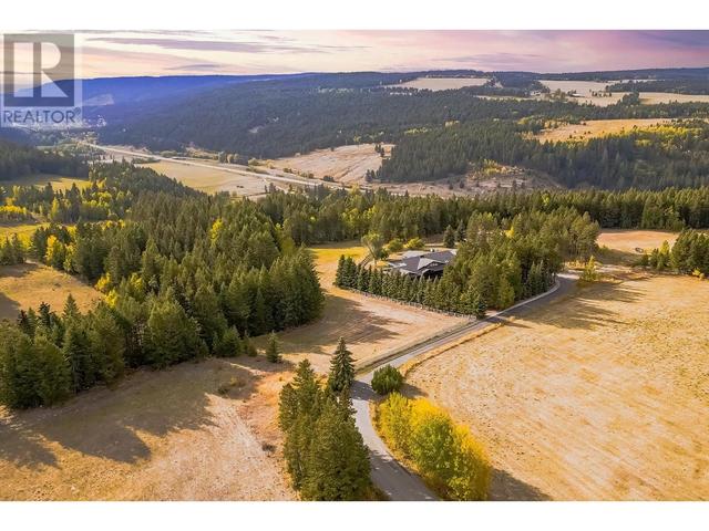 1675 Hilltop Rd, House detached with 5 bedrooms, 5 bathrooms and null parking in Cariboo D BC | Image 39