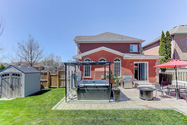 9 Arnold Cres, House detached with 4 bedrooms, 4 bathrooms and 6 parking in Whitby ON | Image 31