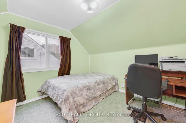 14 Third St, House detached with 3 bedrooms, 1 bathrooms and 4 parking in Belleville ON | Image 15
