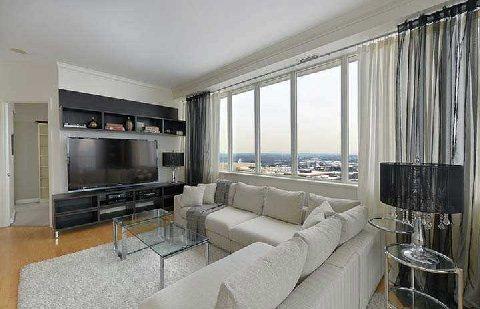 lph08 - 797 Don Mills Rd, Condo with 2 bedrooms, 2 bathrooms and 1 parking in Toronto ON | Image 2