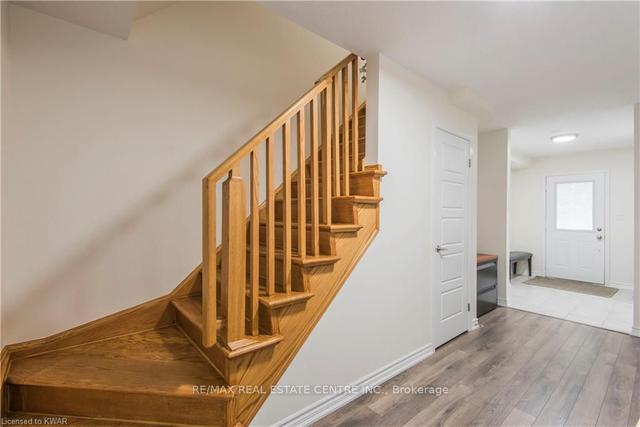554 Goldenrod Ln, Townhouse with 3 bedrooms, 3 bathrooms and 2 parking in Kitchener ON | Image 26
