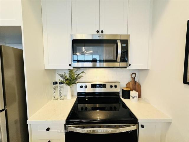 1204 - 460 Dundas St E, Condo with 1 bedrooms, 1 bathrooms and 1 parking in Hamilton ON | Image 24