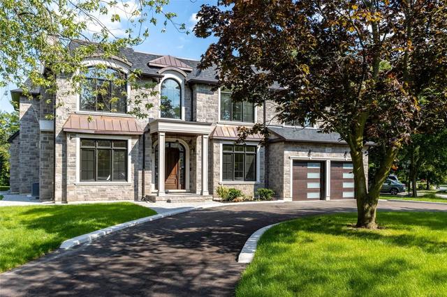 235 Willowridge Ct, House detached with 4 bedrooms, 6 bathrooms and 7 parking in Oakville ON | Image 1