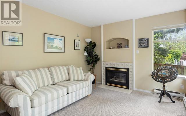 9 - 850 Parklands Dr, House attached with 4 bedrooms, 3 bathrooms and 2 parking in Esquimalt BC | Image 22