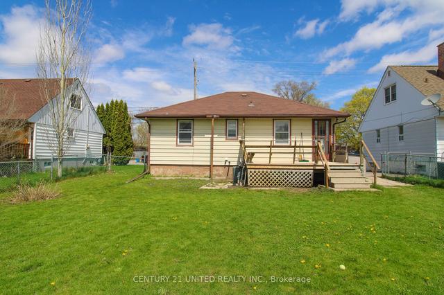65 Morrow St, House detached with 1 bedrooms, 1 bathrooms and 2 parking in Peterborough ON | Image 15