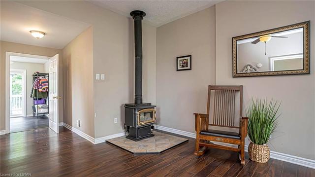 9062 Sharon Road, House detached with 4 bedrooms, 2 bathrooms and null parking in London ON | Image 9