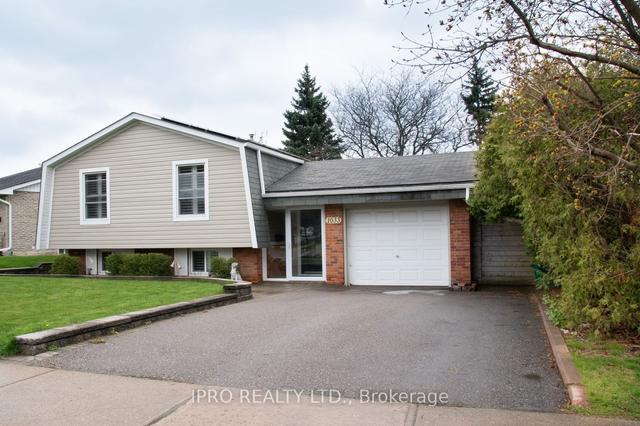 1033 Mississauga Vly Blvd, House detached with 3 bedrooms, 2 bathrooms and 5 parking in Mississauga ON | Image 1