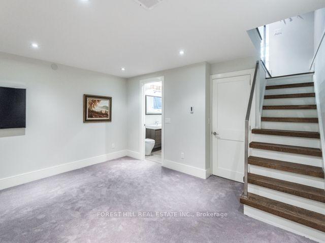 39 Bishop St, House attached with 2 bedrooms, 3 bathrooms and 0 parking in Toronto ON | Image 16