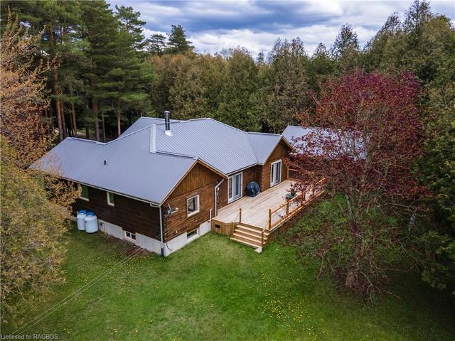 403277 Grey Road 4, House detached with 3 bedrooms, 2 bathrooms and 10 parking in West Grey ON | Image 11