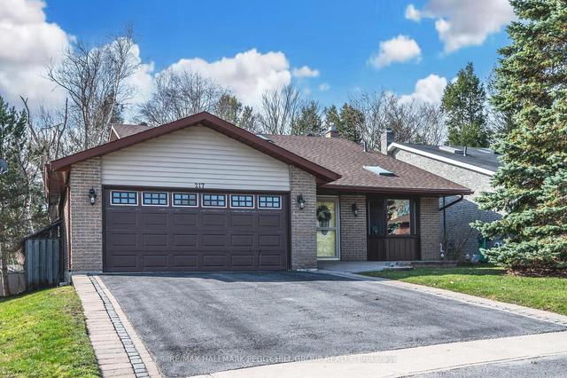 217 Little Ave, House detached with 2 bedrooms, 2 bathrooms and 6 parking in Barrie ON | Image 1